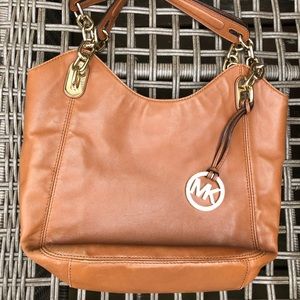 Michael Kors leather shoulder bag